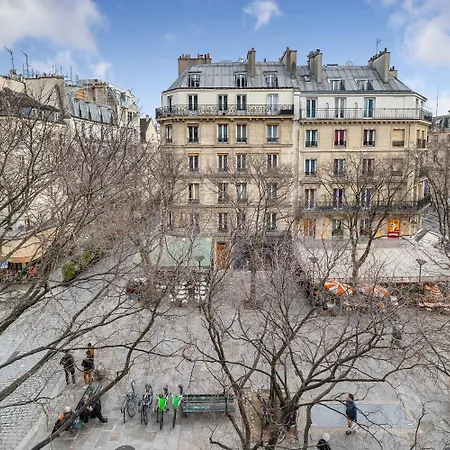 Cinque Stelle * Parigi